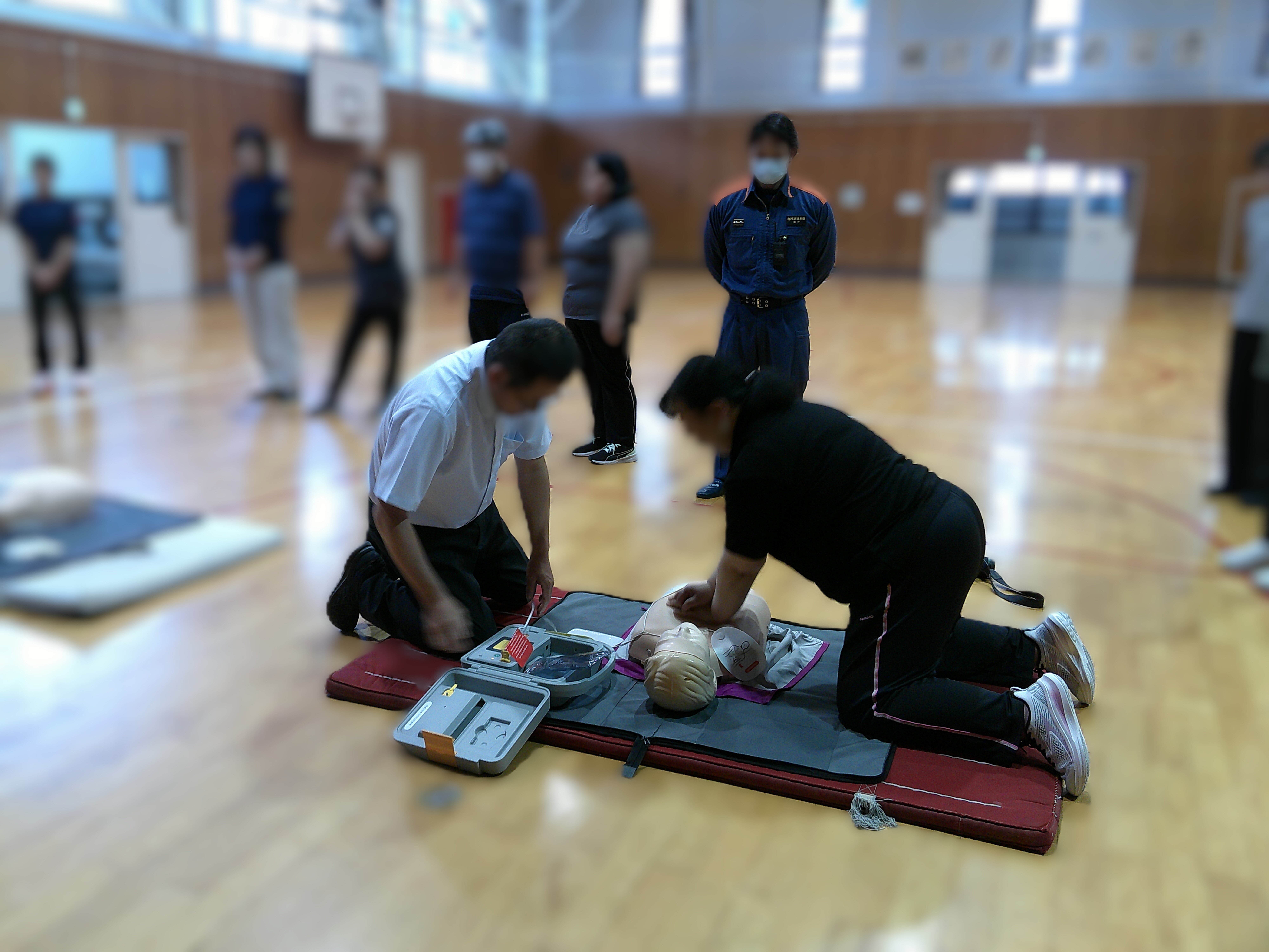 鮫川小学校教職員を対象とした救急法指導を実施しました。